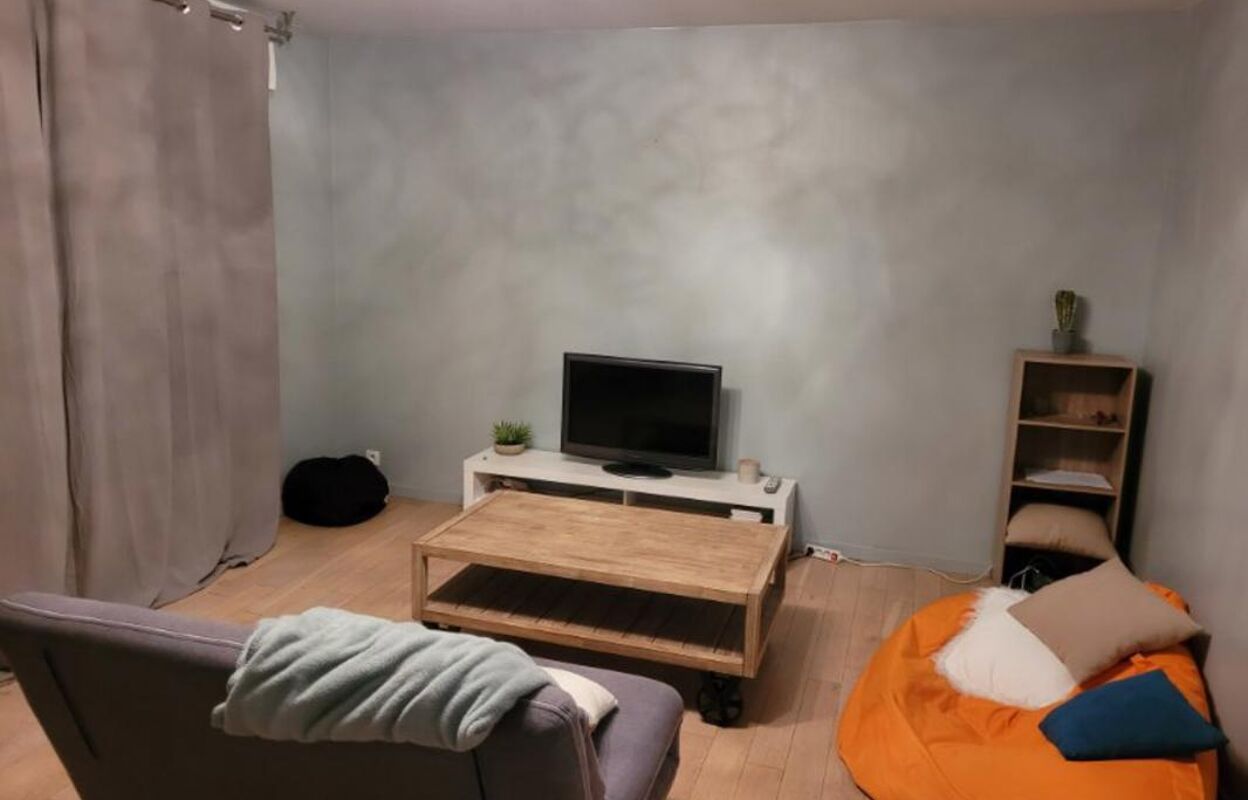 appartement 3 pièces 64 m2 à louer à Lille (59000)