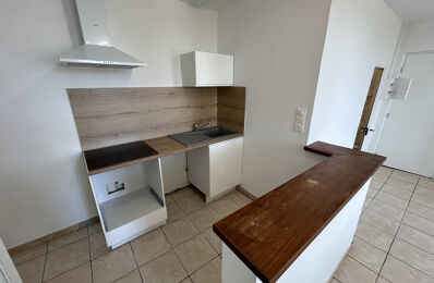 location appartement 450 € CC /mois à proximité de Coursan (11110)