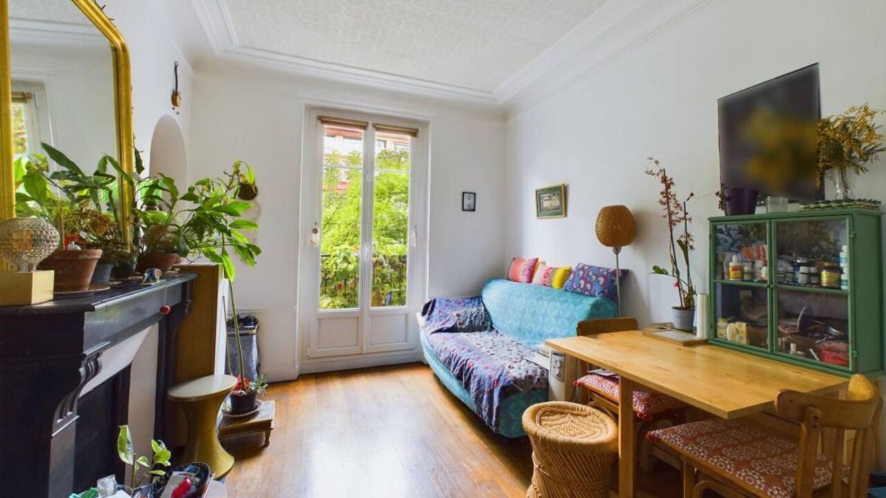 appartement 3 pièces 47 m2 à vendre à Paris 10 (75010)