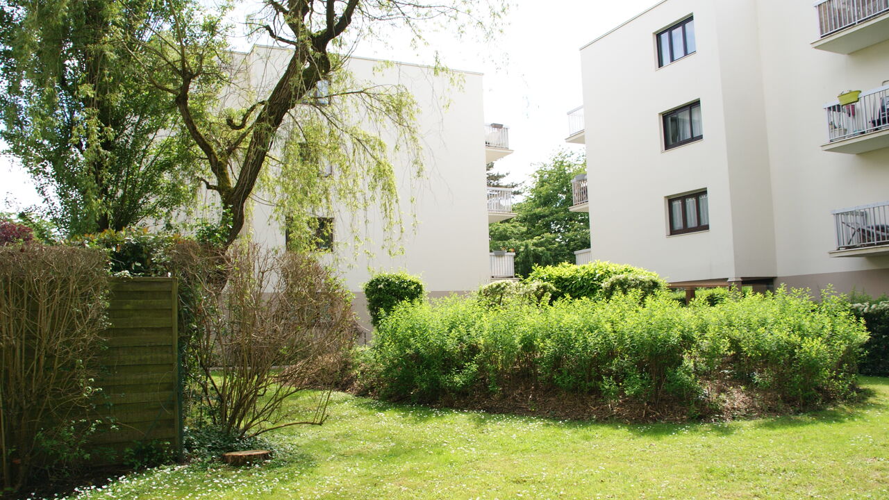 appartement 3 pièces 68 m2 à vendre à Le Plessis-Trévise (94420)