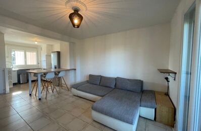 location appartement 650 € CC /mois à proximité de Méounes-Lès-Montrieux (83136)