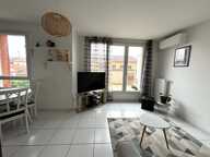 T2 meublé avec balcon à Quincieux — photo 2