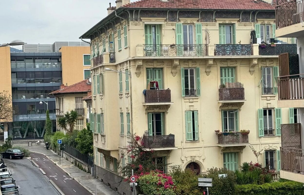 appartement 2 pièces 40 m2 à vendre à Nice (06100)