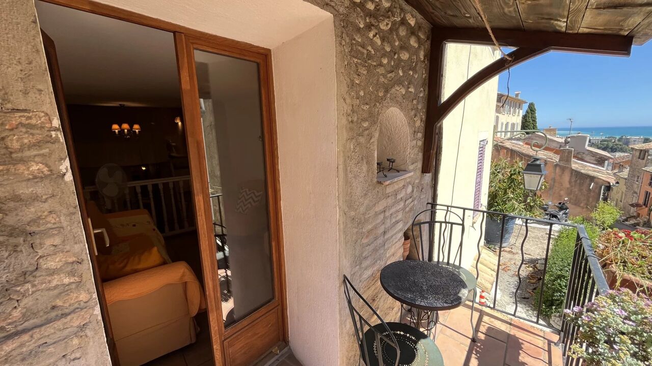 maison 3 pièces 56 m2 à vendre à Cagnes-sur-Mer (06800)