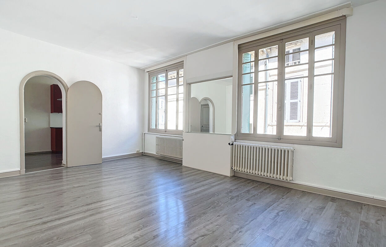 appartement 3 pièces 90 m2 à louer à Avignon (84000)