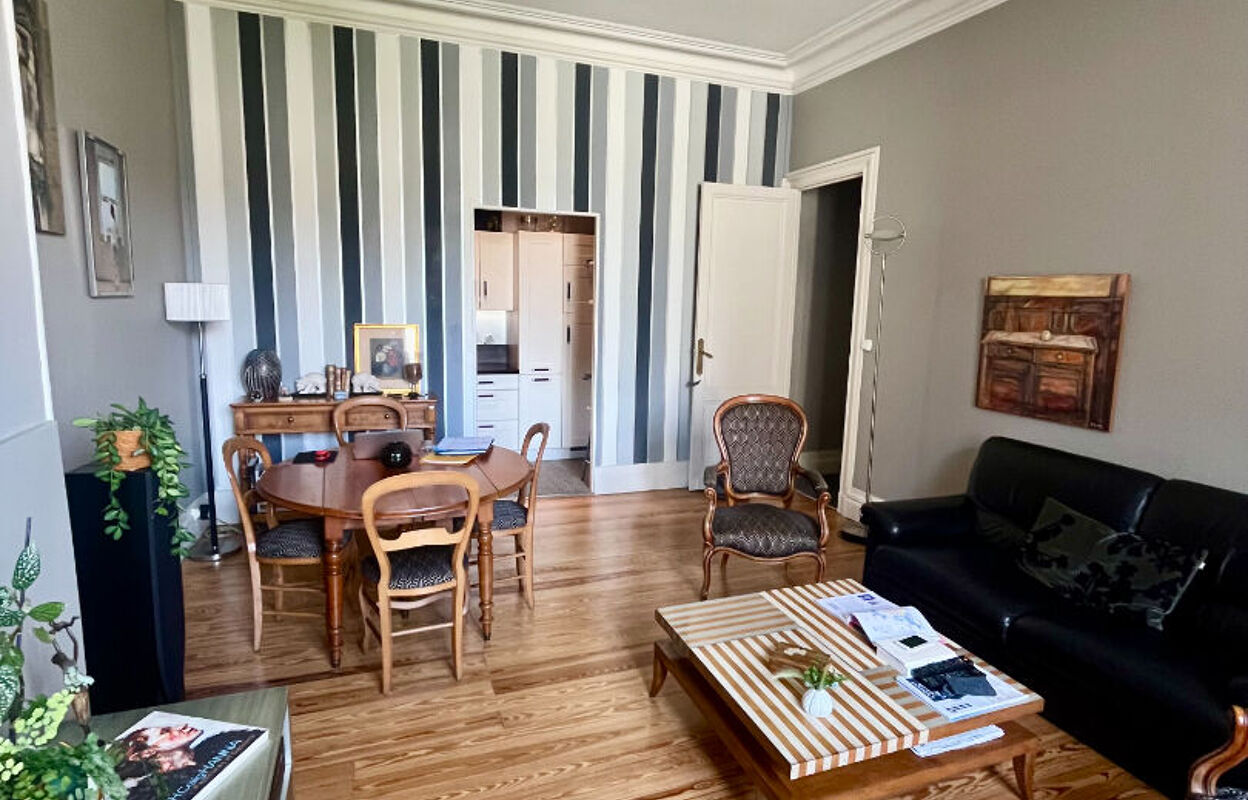 appartement 3 pièces 71 m2 à vendre à Bordeaux (33000)