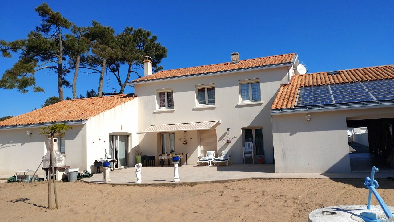 maison 10 pièces 228 m2 à vendre à La Tranche-sur-Mer (85360)