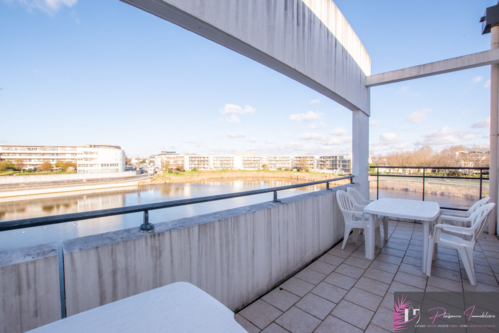 Appartement  T5 à vendre Rochelle (La) 17000