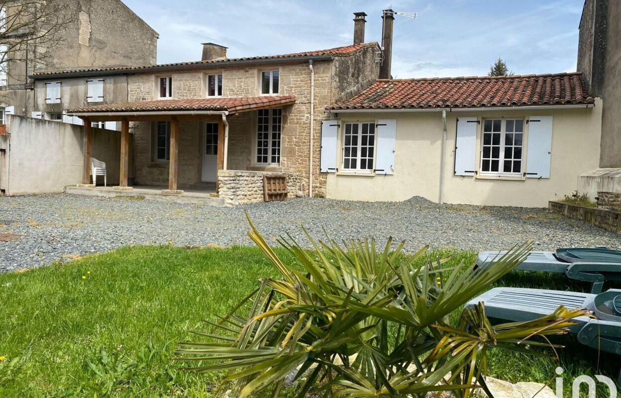 maison 4 pièces 95 m2 à vendre à Saint-Rémy (79410)