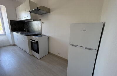 location appartement 270 € CC /mois à proximité de Costaros (43490)