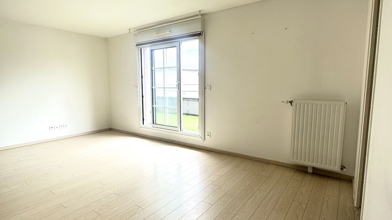 appartement 2 pièces 57 m2 à vendre à Villenoy (77124)