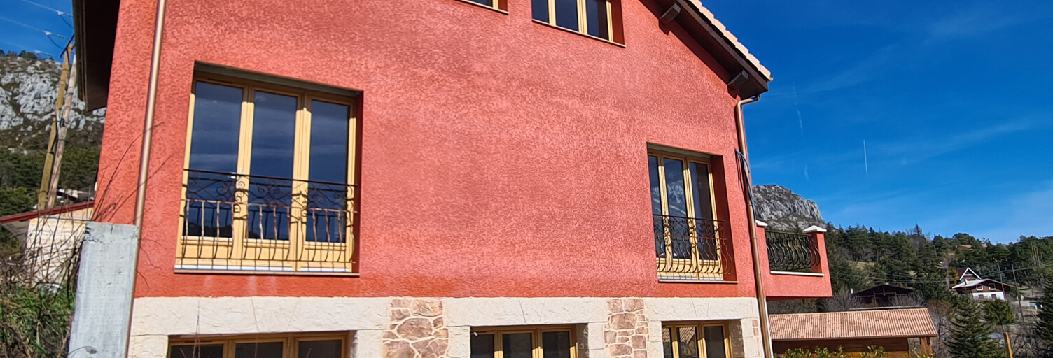 Maison 7 Pièces 130 m² à vendre à Andon (06750)