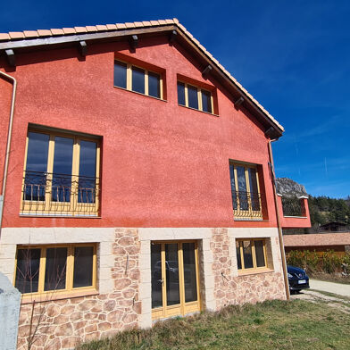 Maison 7 pièces 215000 €