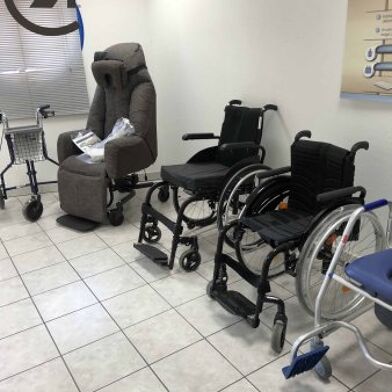 Commerce  328000 €