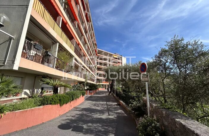 3 PIECES - QUARTIER RIQUIER / BAS MONT BORON - TERRASSE - PARKING — photo 2