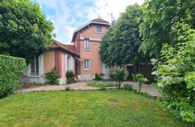 vente maison 238 000 € à proximité de Pévy (51140)