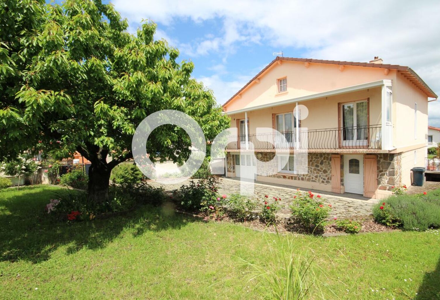Maison à ISSOIRE avec grand terrain — photo 1