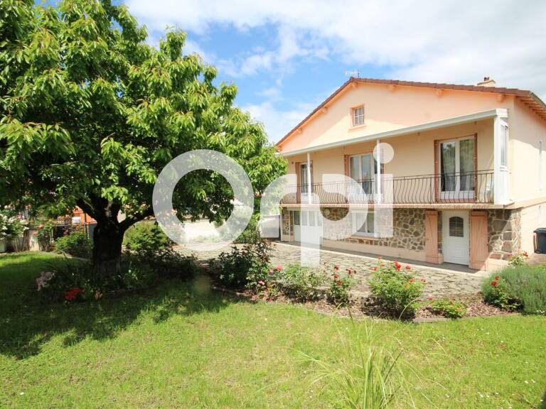 Maison à ISSOIRE avec grand terrain — photo 1