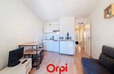 location appartement 670 € CC /mois à proximité de Signes (83870)