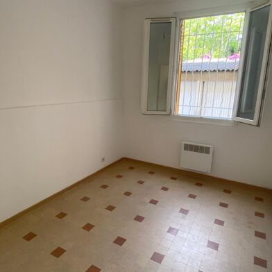 Appartement 3 pièces 141000 €