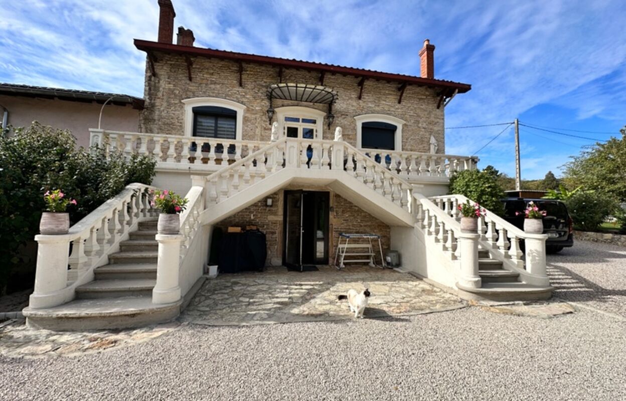 maison 9 pièces 280 m2 à vendre à Tournus (71700)