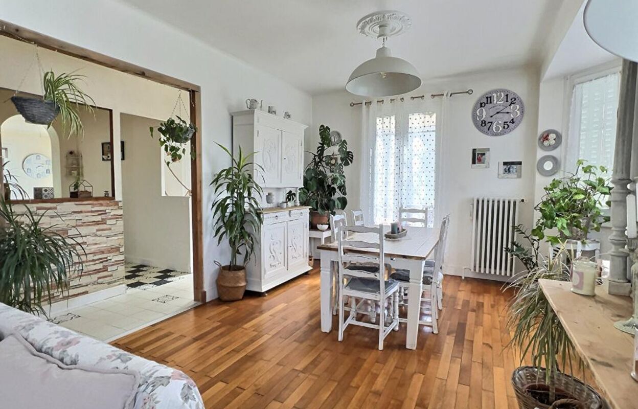 maison 6 pièces 164 m2 à vendre à Mâcon (71000)