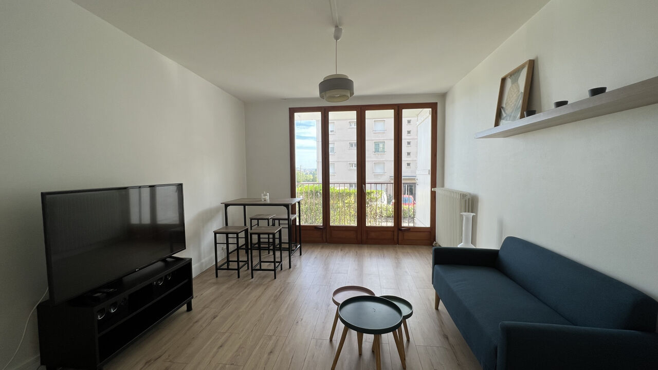 appartement 2 pièces 37 m2 à vendre à Paron (89100)