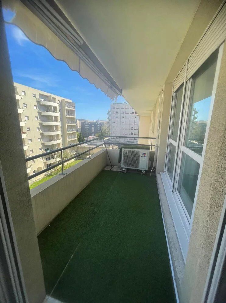 Marseille 5eme Appartement 2 pièces 39 m²