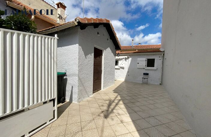 PERPIGNAN - ST GAUDERIQUE - MAISON T3 + UNE CHAMBRE DANS LES COMBLES AVEC PETIT JARDIN ET CAGIBI — photo 2