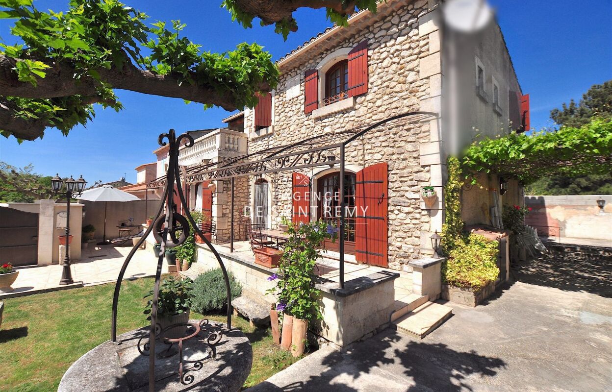 maison  pièces 137 m2 à vendre à Saint-Rémy-de-Provence (13210)