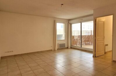 location appartement 837 € CC /mois à proximité de Cabrières (30210)