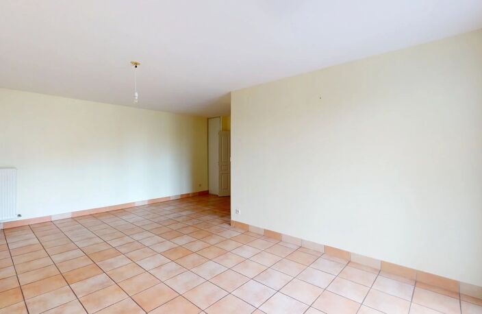A LOUER - Appartement  T3 CHARTRES avec garage — photo 3