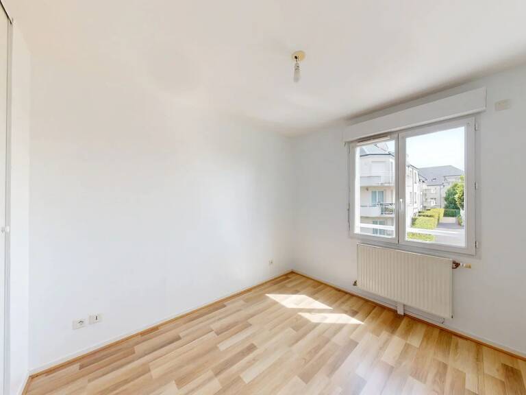 A LOUER - Appartement  T3 CHARTRES avec garage — photo 1