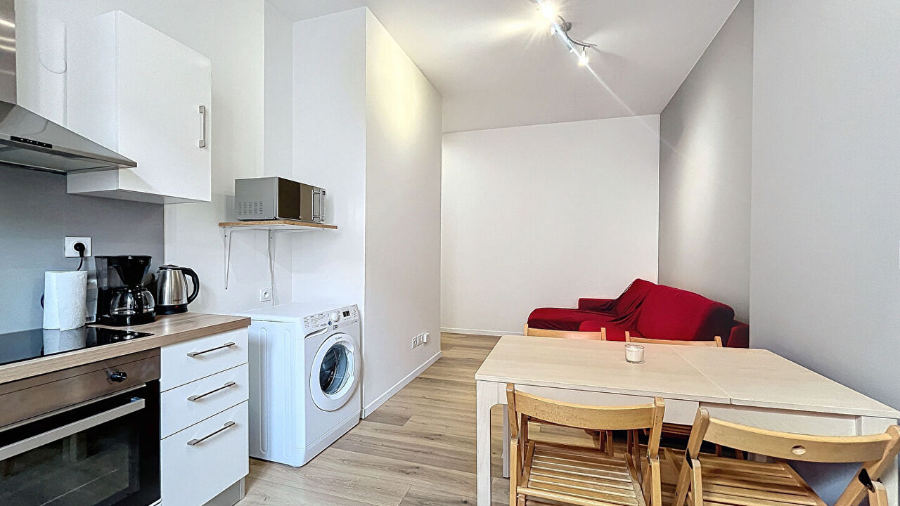 appartement 2 pièces 34 m2 à vendre à Lyon 8 (69008)