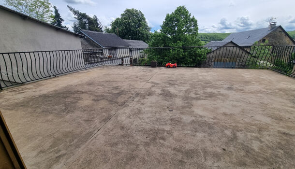 Villa / Maison  à vendre Saint-Geniez-d'Olt et d'Aubrac 12130