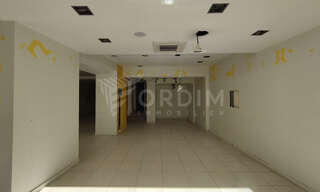 Commerce  128 m² à louer à Auxerre (89000)