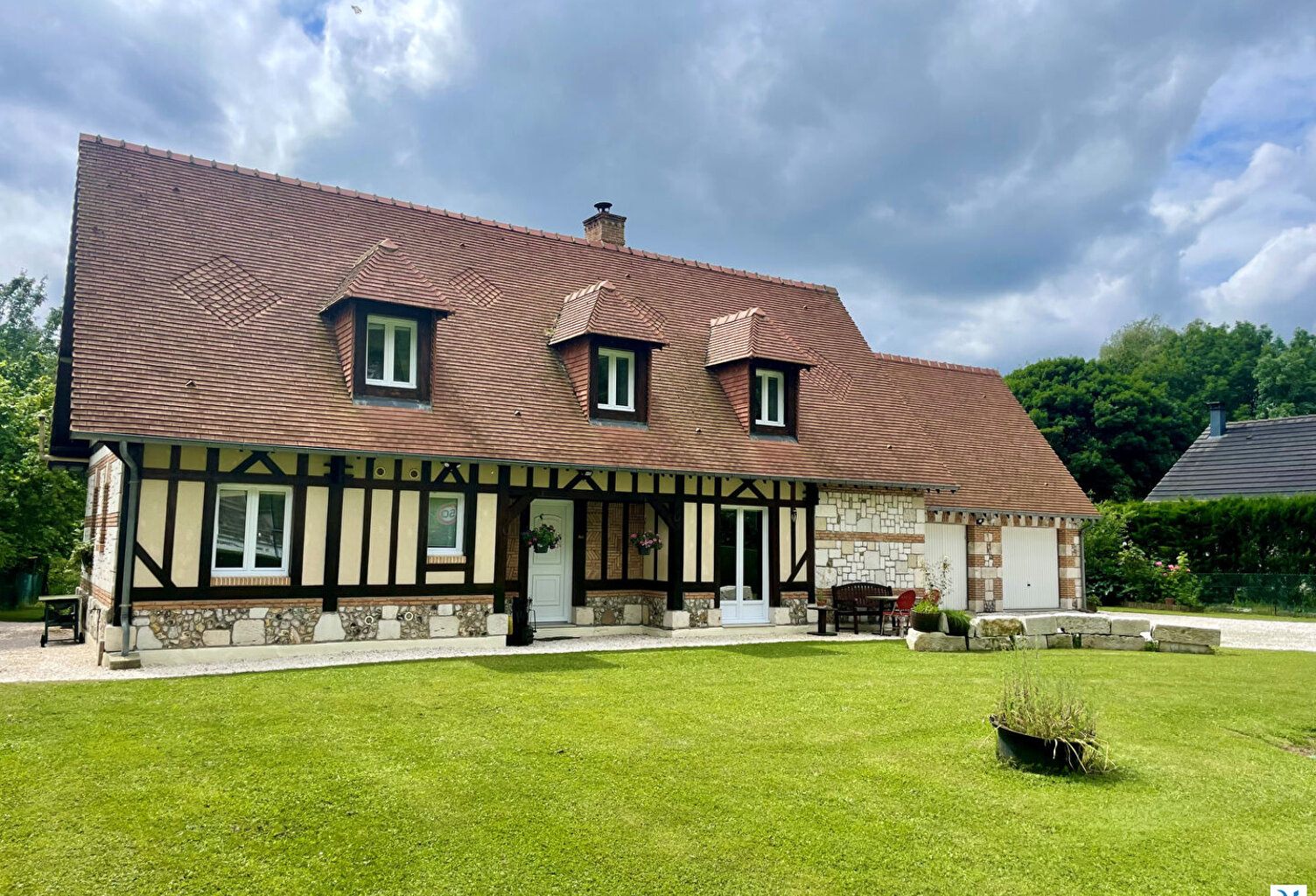 Maison ORIVAL (76500) 5 pièces 220m² — photo 1
