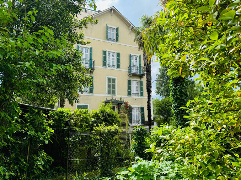 Immeuble Pau — photo 1
