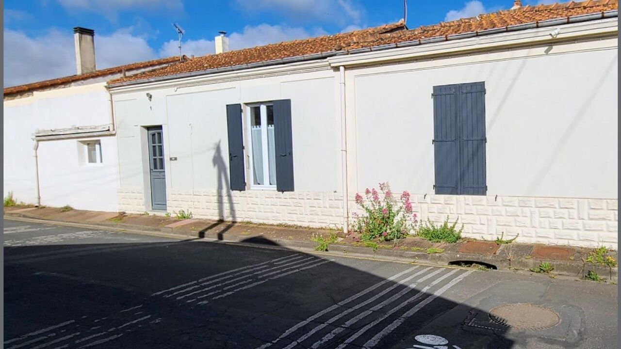 maison 4 pièces 85 m2 à vendre à Rochefort (17300)