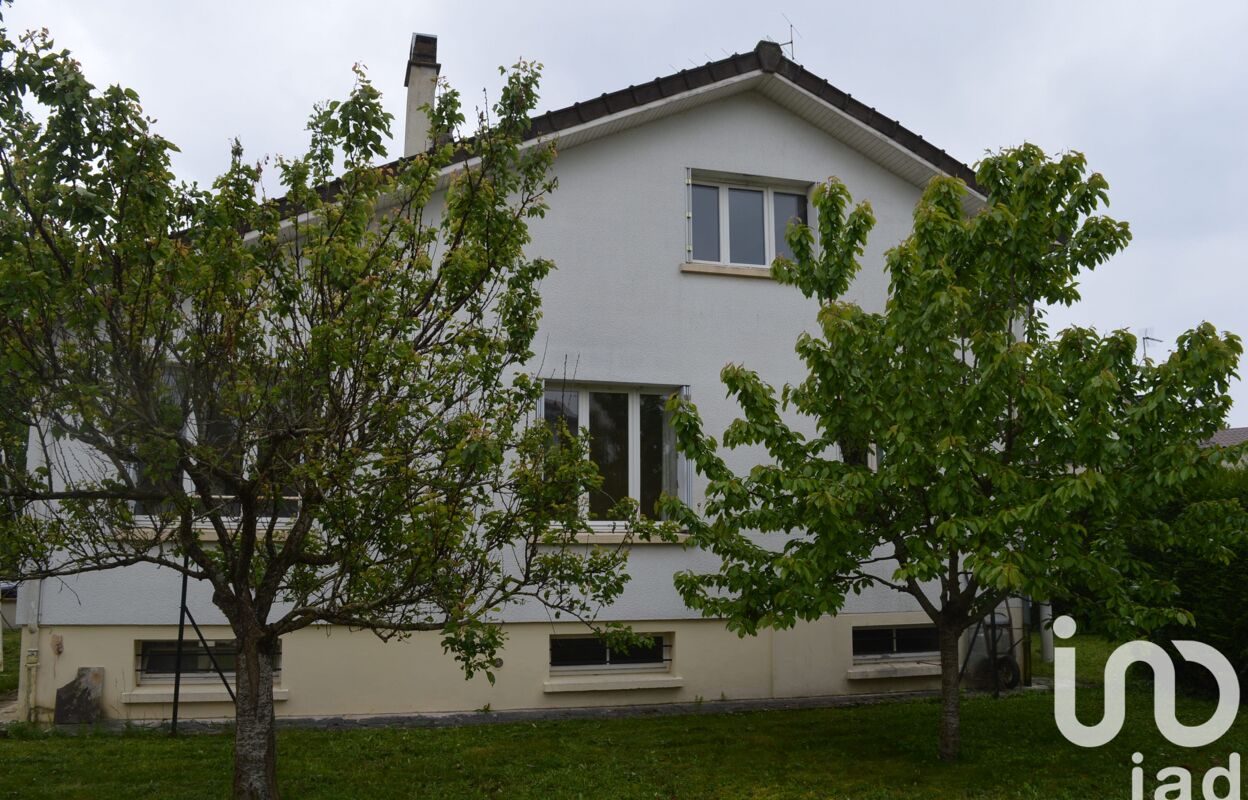 maison 6 pièces 119 m2 à vendre à Laroche-Saint-Cydroine (89400)