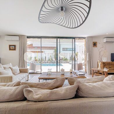 Maison 5 pièces 1995000 €