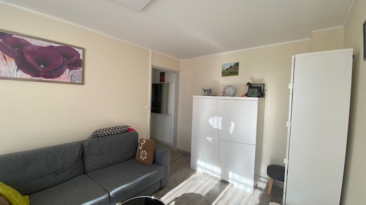 appartement 2 pièces 50 m2 à vendre à Nîmes (30900)