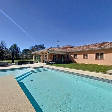 Maison 9 pièces 691600 €