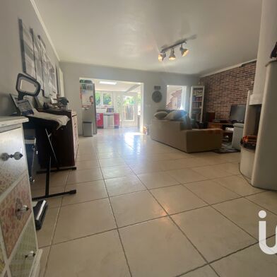 Maison 7 pièces 298000 €