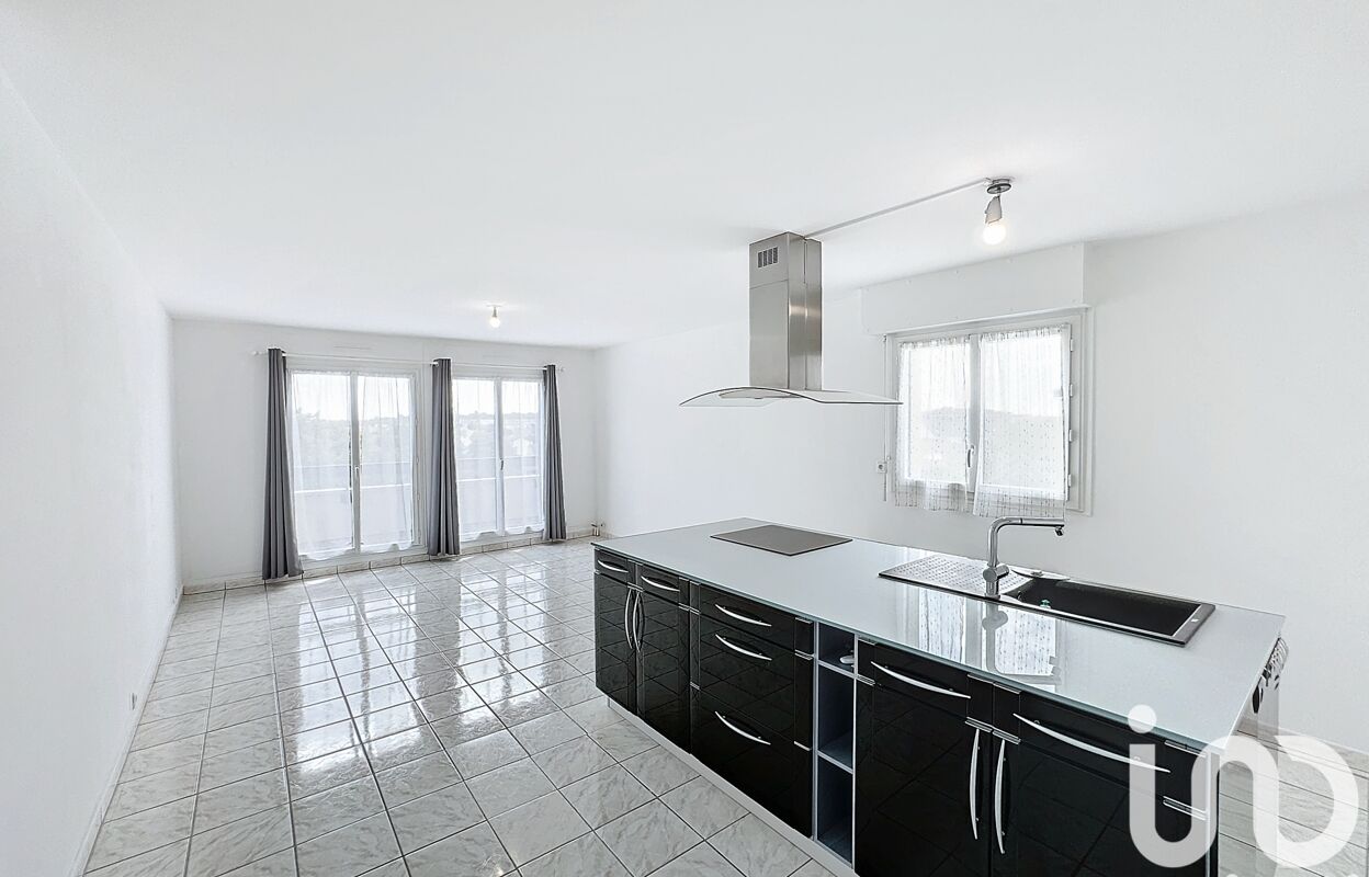appartement 3 pièces 68 m2 à vendre à Le Coudray-Montceaux (91830)