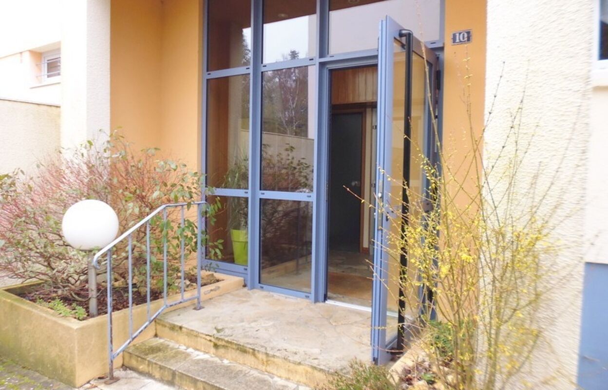 appartement 1 pièces 32 m2 à vendre à Saint-Florentin (89600)