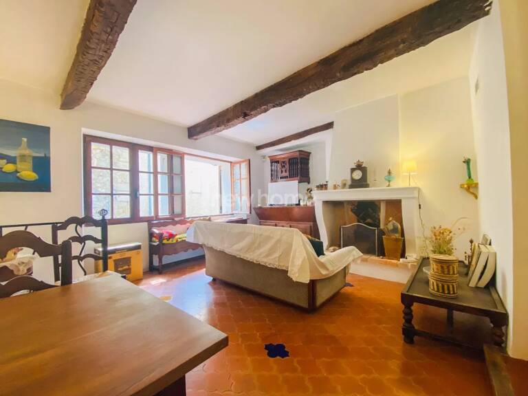 Maison de Village Provençale à Mons — photo 1