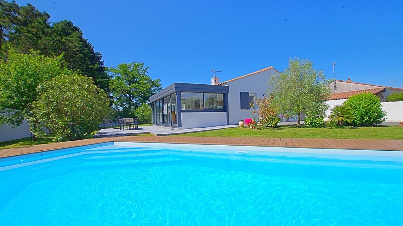 maison 10 pièces 220 m2 à vendre à L'Île-d'Olonne (85340)