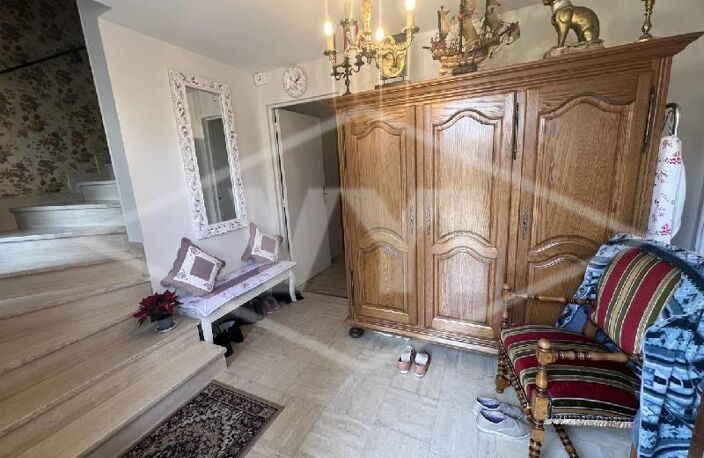 Vente maison 7 pièces 140 m² Combs-la-Ville (77380) — photo 3