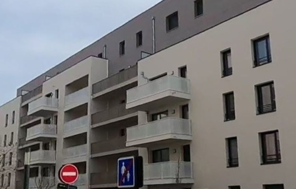 appartement 2 pièces 46 m2 à vendre à Bourgoin-Jallieu (38300)